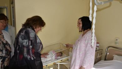 Кметът на Община Ловеч раздаде подаръци 5 Кметът на Община Ловеч раздаде подаръци