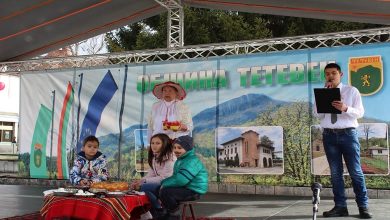 Тетевенци отбелязаха празника Сирни Заговезни
