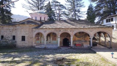 Великденските богослужения