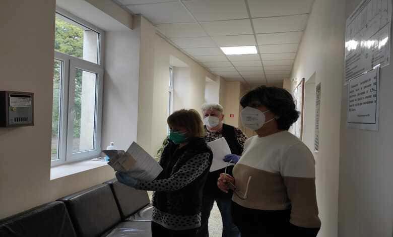 В помощ на РЗИ 5 Служители на общинските и областната администрация в помощ на РЗИ - 3