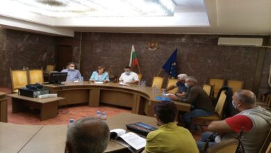 Областният управител инициира среща с регионалния министър