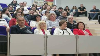 представители на двете болници