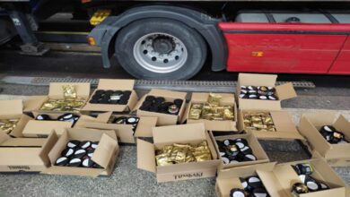 Задържаха 8000 капачки, брандирани с логото на известна марка тютюн