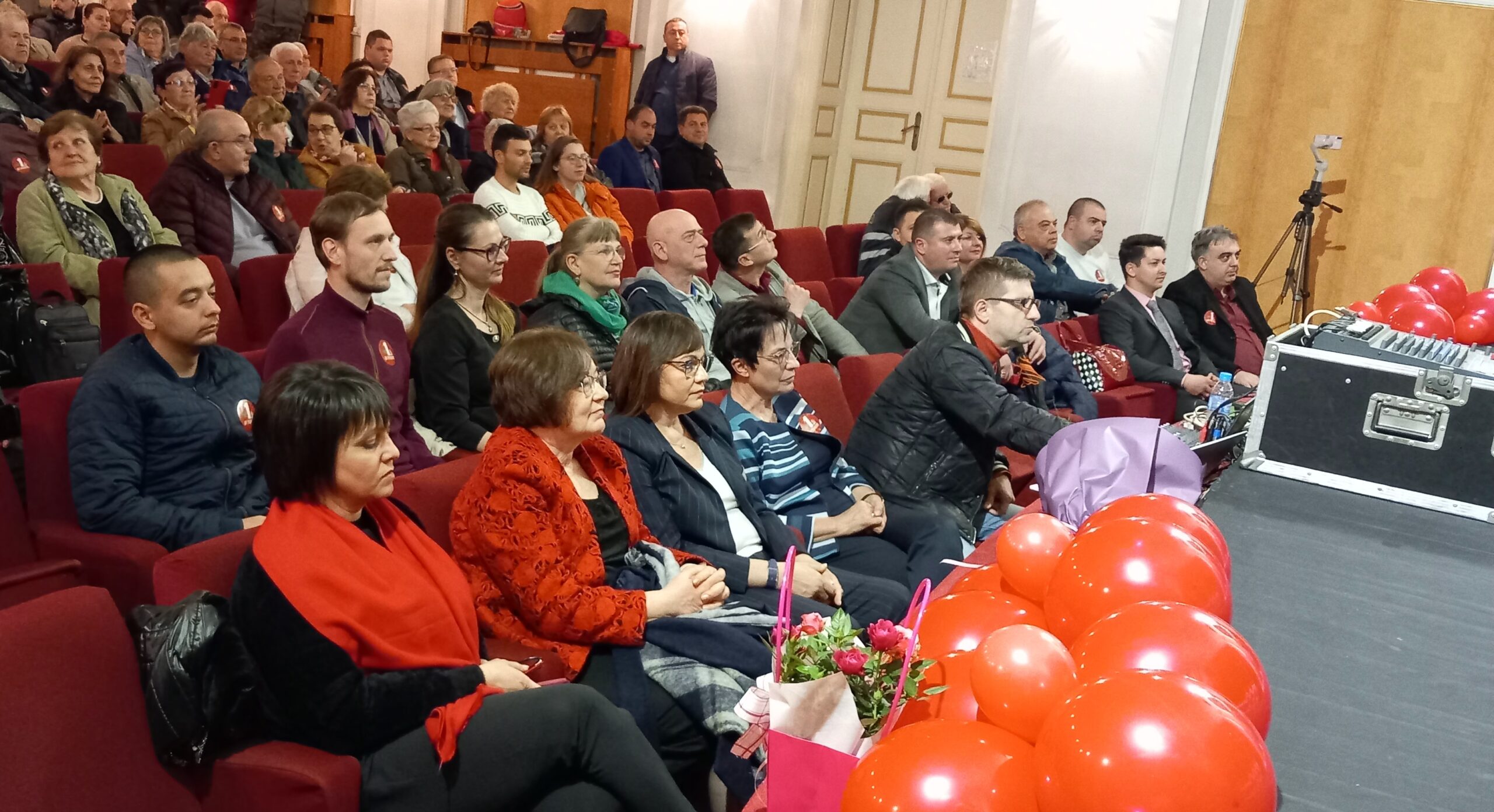 Корнелия Нинова взе участие в закриването на кампанията на социалистите от Област Ловеч