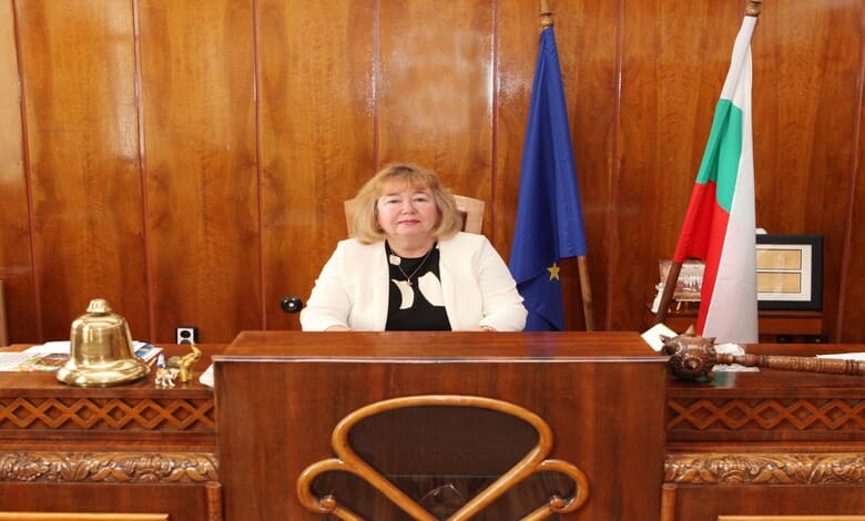 проф. д-р Мариана Божинова проф. д-р Мариана Божинова