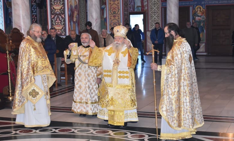 Литургията в Ловеч