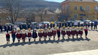 Среща семинар с фолклорен клуб