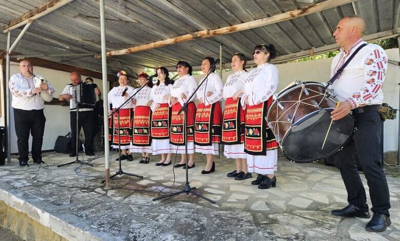 традиционният празник на село Бабинци
