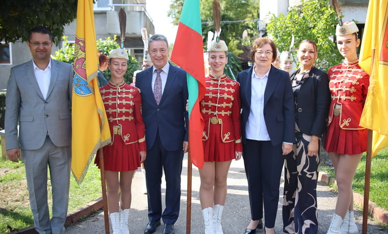 Почетоха Деня на независимостта в Троян 1 troyan den na nezavisimostta 2024
