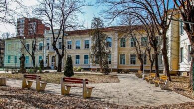 Средно училище „Св. Климент Охридски“- Ловеч