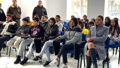 кампания в училищата срещу негативното влияние на психотропни вещества