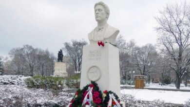 В Лом откриха бюст-паметник на Васил Левски 14 бюст-паметник на Васил Левски в Лом
