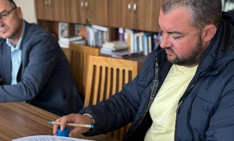 изпълнител: „ВЕРТИКАЛ 90“ ЕООД