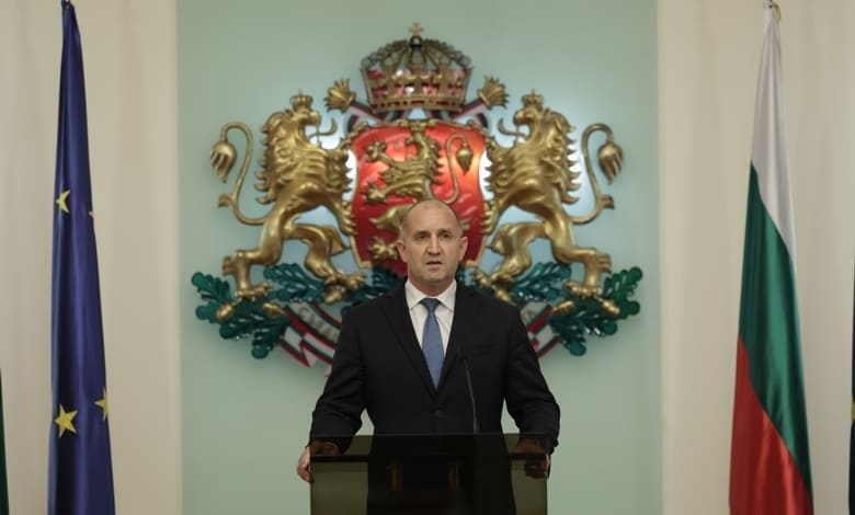 Румен Радев предлага национален референдум за еврото през 2026 година