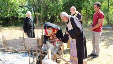 Първа копка за нов храм в село Малка Желязна
