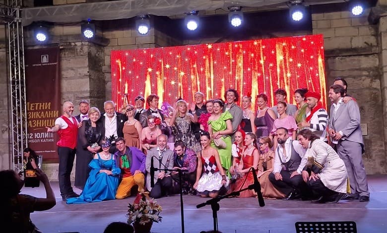 С бляскава премиера на „Прилепът“ стартираха Летните музикални празници във Видин 1 бляскава премиера на „Прилепът“