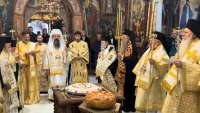 Заупокойна литургия за патриарх Максим в Троянския манастир