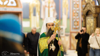 Патриарх Даниил възглави литургия в Ловеч за 25 години на митрополит Гавриил 7 Патриарх Даниил и митрополит Гавриил по време на празничната литургия в катедралата в Ловеч