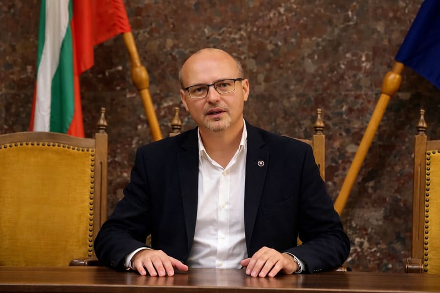 Виктор Стойчев