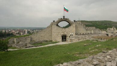 Ловешката крепост осветена в синьо и зелено за Световния ден на лимфедема 2026