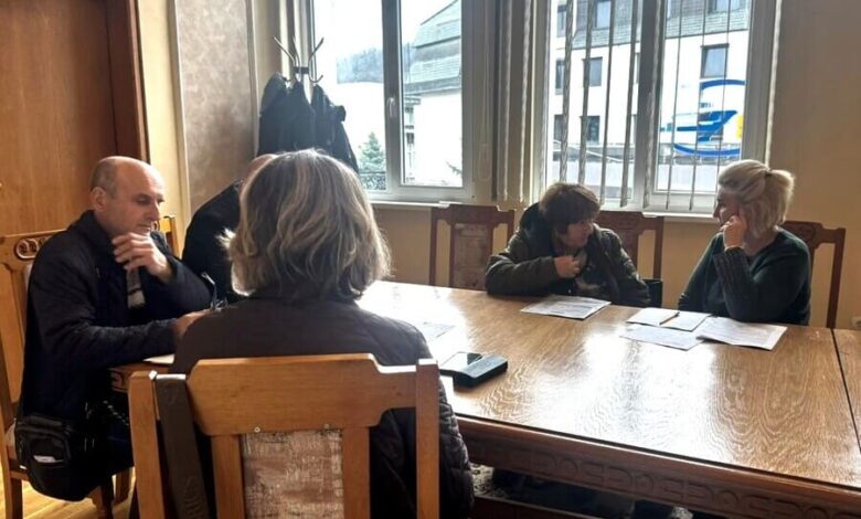 Омбудсманът Велислава Делчева по време на изнесената приемна в Ловеч на 23 март 2026