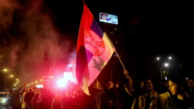 Студентската листа печели изборите в Сърбия, а Вучич губи властта 2 Студентската листа печели изборите в Сърбия със 141 от 250 места, а Александър Вучич призна поражението си