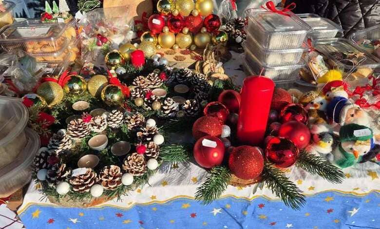 Коледен базар на площад „Сава Младенов“ в Тетевен